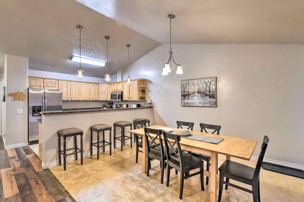Cozy Anchorage Townhome Less Than Half Mile To Jewel Lake! المظهر الخارجي الصورة