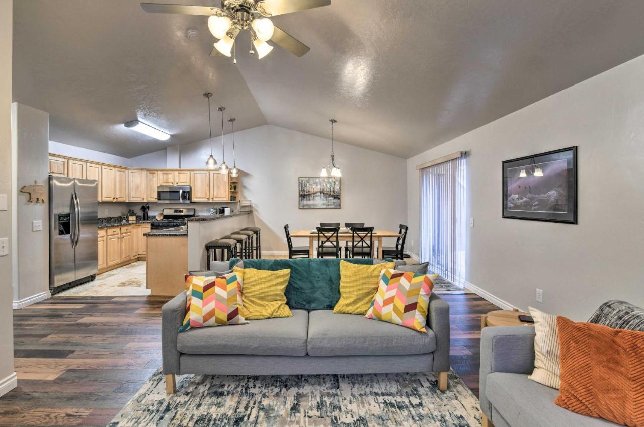 Cozy Anchorage Townhome Less Than Half Mile To Jewel Lake! المظهر الخارجي الصورة