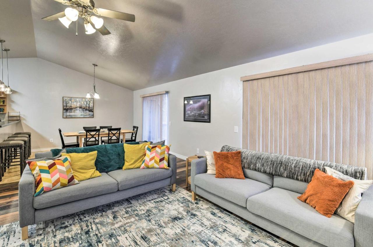 Cozy Anchorage Townhome Less Than Half Mile To Jewel Lake! المظهر الخارجي الصورة