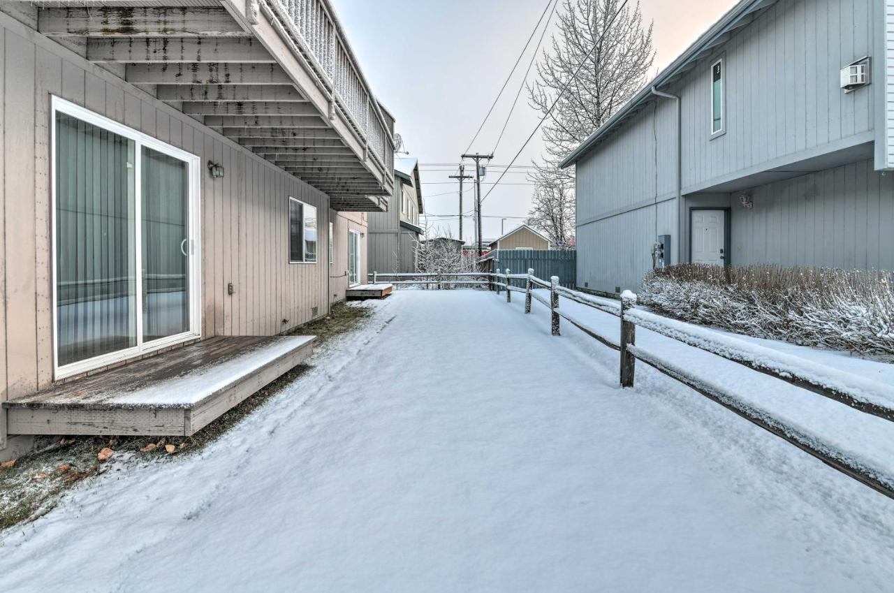Cozy Anchorage Townhome Less Than Half Mile To Jewel Lake! المظهر الخارجي الصورة